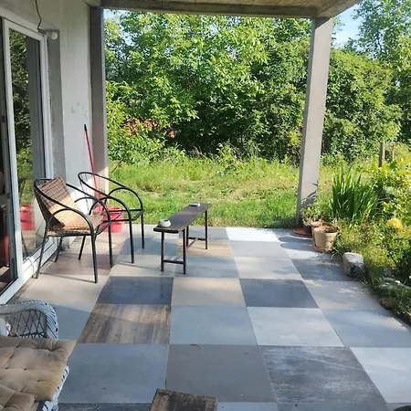 Villa Summer House In *
